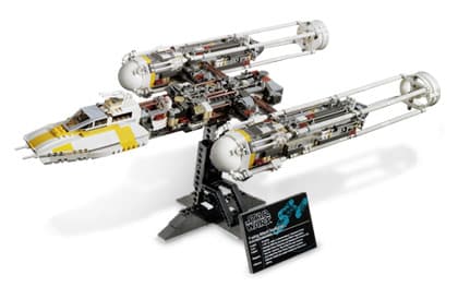 LEGO sættet Y-wing Attack Starfighter
