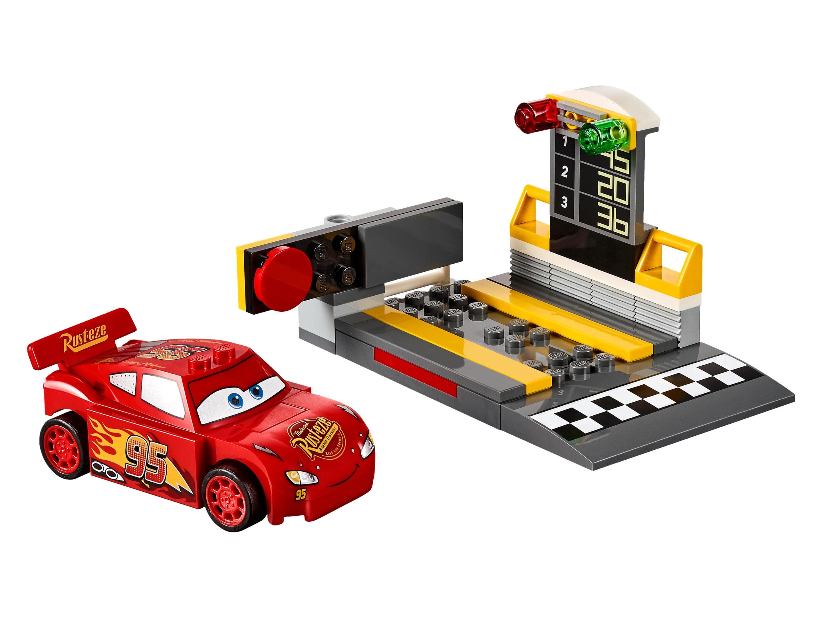 LEGO sættet Lightning McQueen Speed Launcher