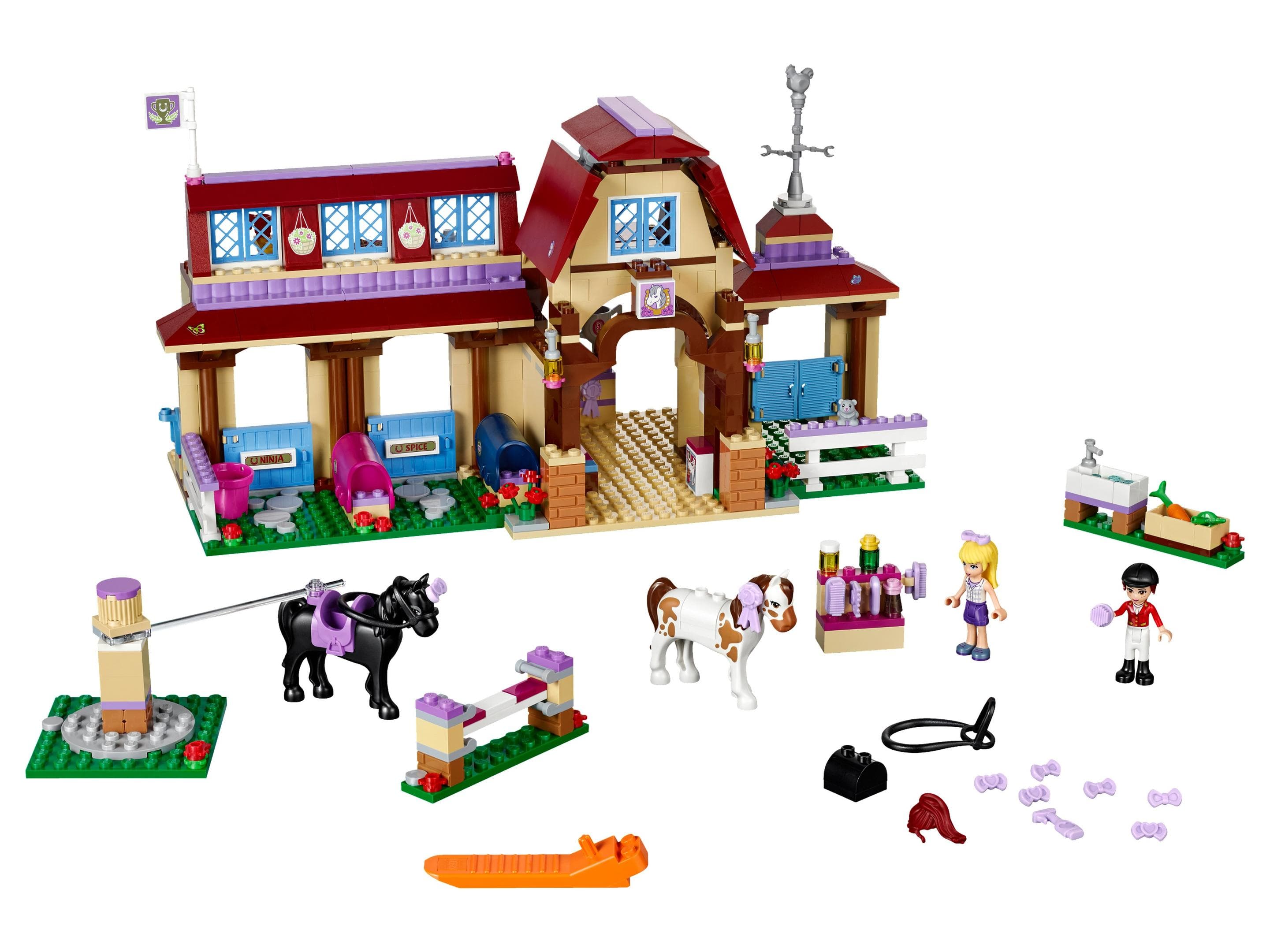 LEGO sættet Heartlake Riding Club