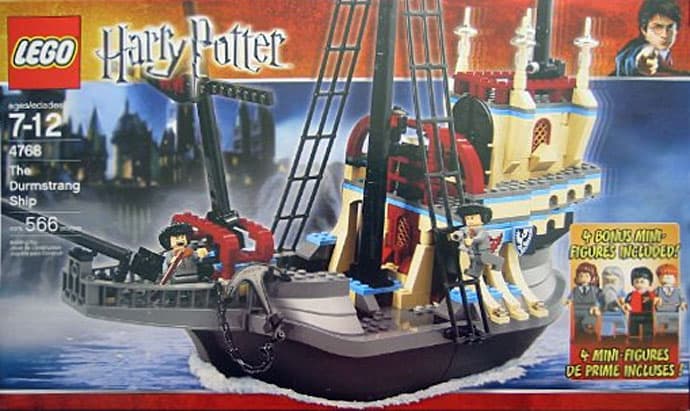 LEGO sættet The Durmstrang Ship (with Bonus Minifigures)