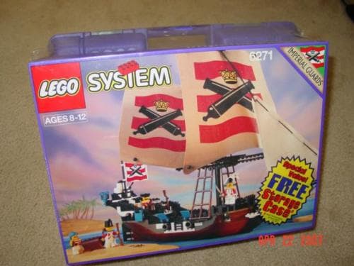 LEGO sættet Imperial Flagship with Free Storage Case