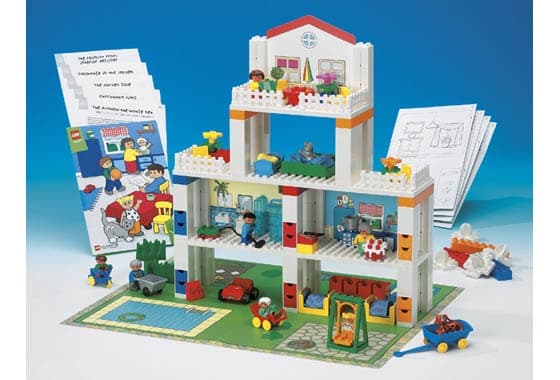 LEGO sættet Around-The-House Set