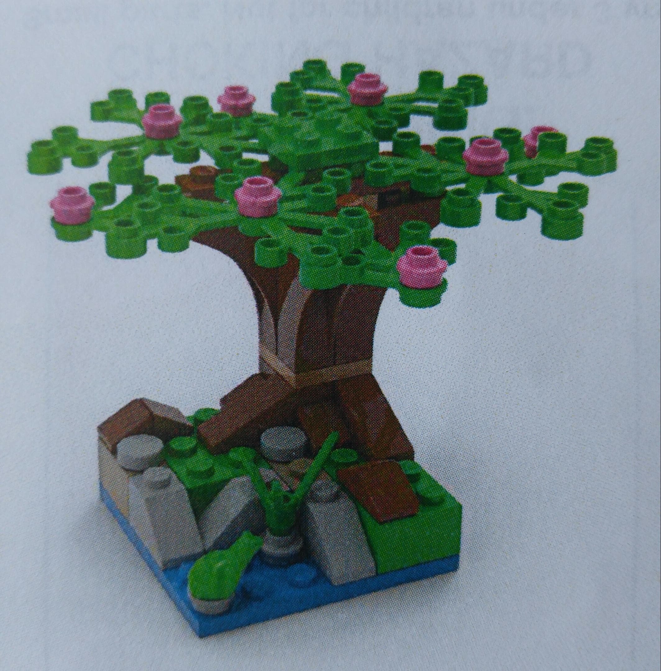 LEGO sættet Tree in the Woods
