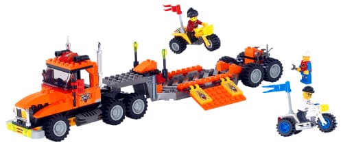 LEGO sættet Truck and Stunt Trikes